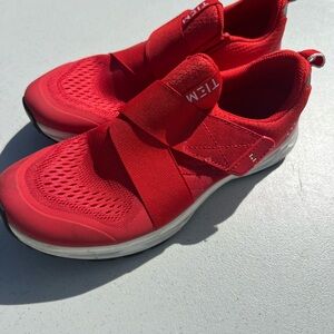 TIEM Women's Red Athletic Shoes